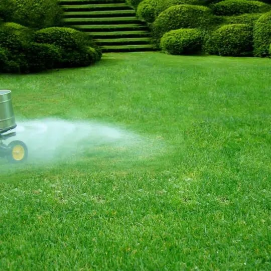 How to Tell If Your Soil Needs Lime Green Lawn Fertilizing